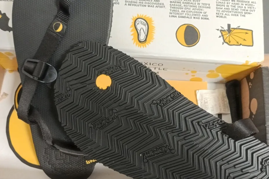 Leadville Trail de Luna Sandals